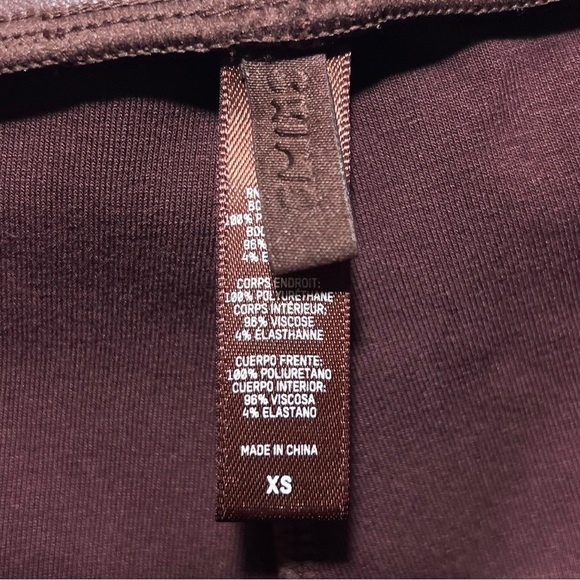 SKIMS Faux Leather Biker Short in Cocoa - Picture 4 of 6